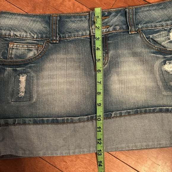 Distressed Jean Mini-Skirt - Picture 6 of 6